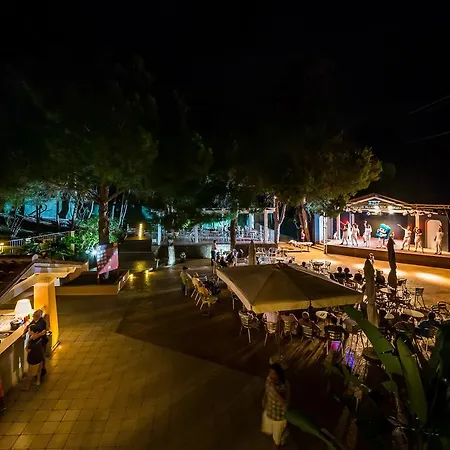 Amareclub Rocca Dorada Szálloda Santa Margherita di Pula
