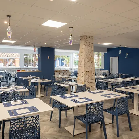 Szálloda Amareclub Rocca Dorada Santa Margherita di Pula