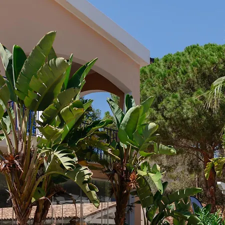 Amareclub Rocca Dorada Hotel