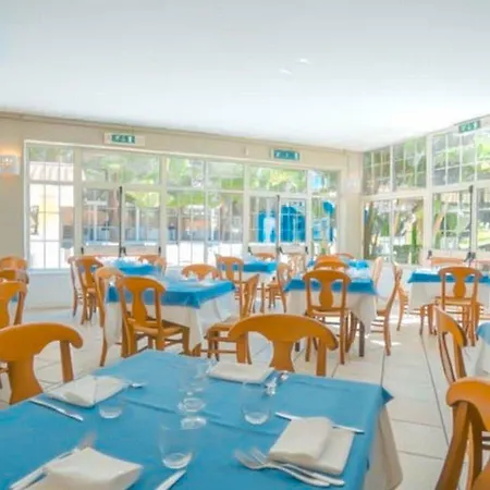 Szálloda Amareclub Rocca Dorada Santa Margherita di Pula